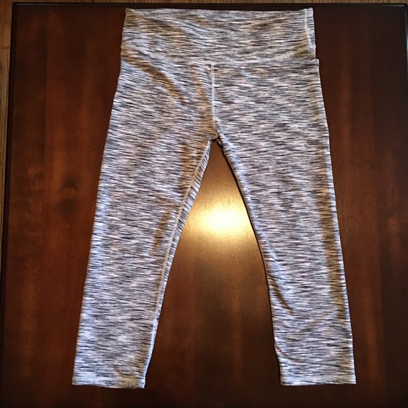 🇺🇸4th of July weekend sale🇺🇸 Fabletics crops