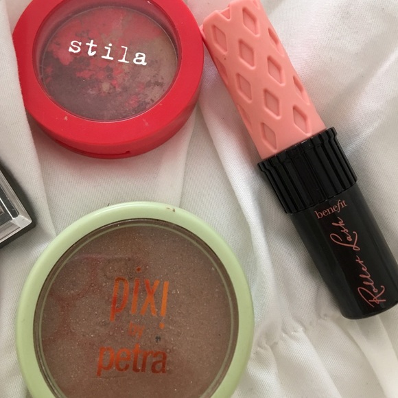 Makeup bundle - Picture 2 of 4