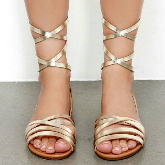 STYLISH WRAP AROUND SANDALS - Picture 3 of 4