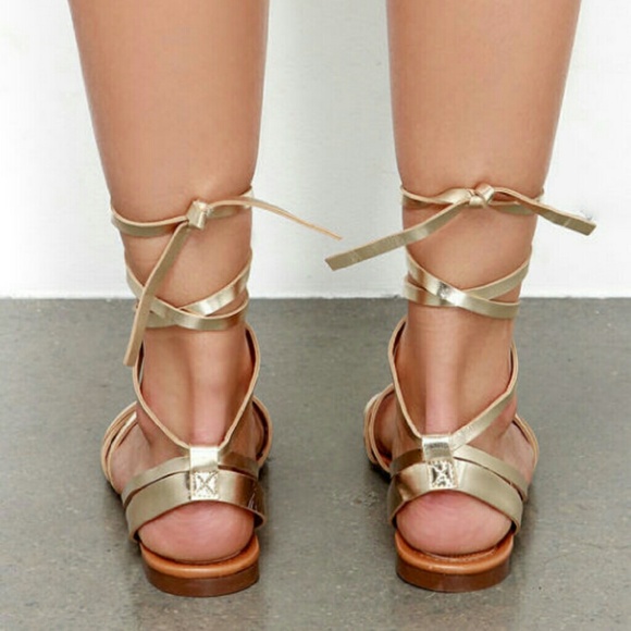 STYLISH WRAP AROUND SANDALS - Picture 4 of 4