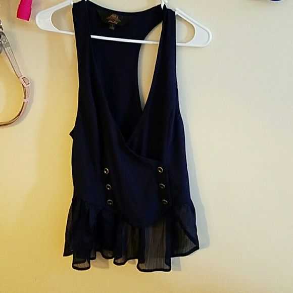 Button vest  (runs small) never worn