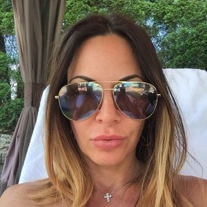 Meet your Posher, Daneen