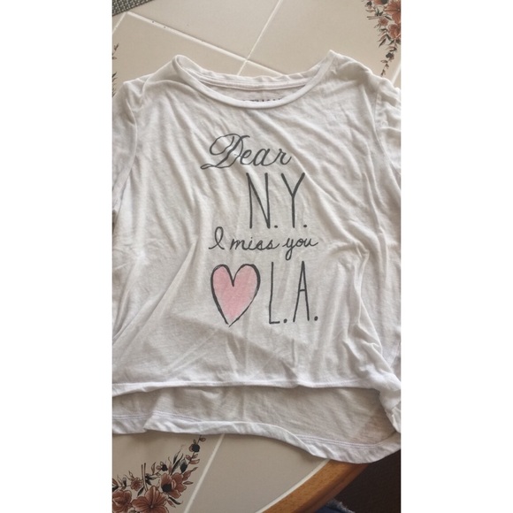 CLOSET CLOSING Bethany Mota Shirt - Picture 3 of 3