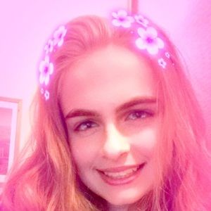 Meet your Posher, Annika