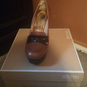 Michael Kors Fallyn Platform shoes