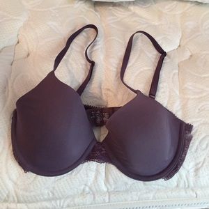Gap body lacy tee shirt bra