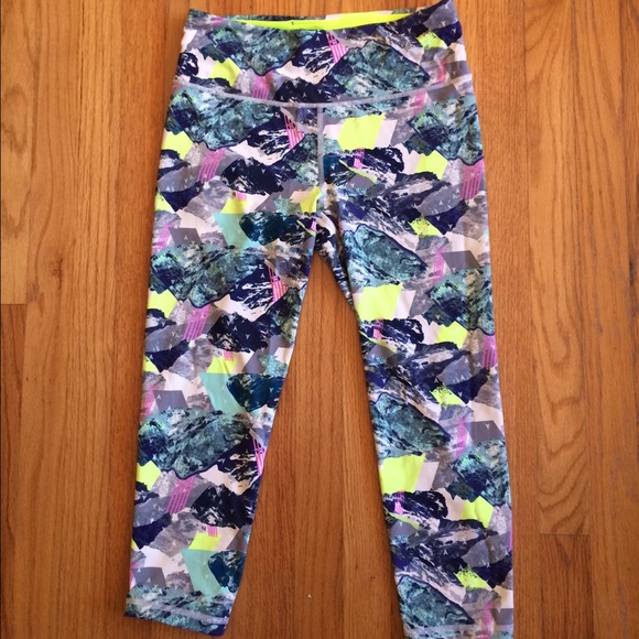 Victoria's Secret Knockout Capri