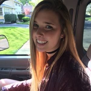 Meet your Posher, Olivia