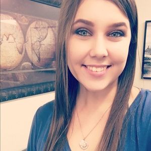 Meet your Posher, Breanna