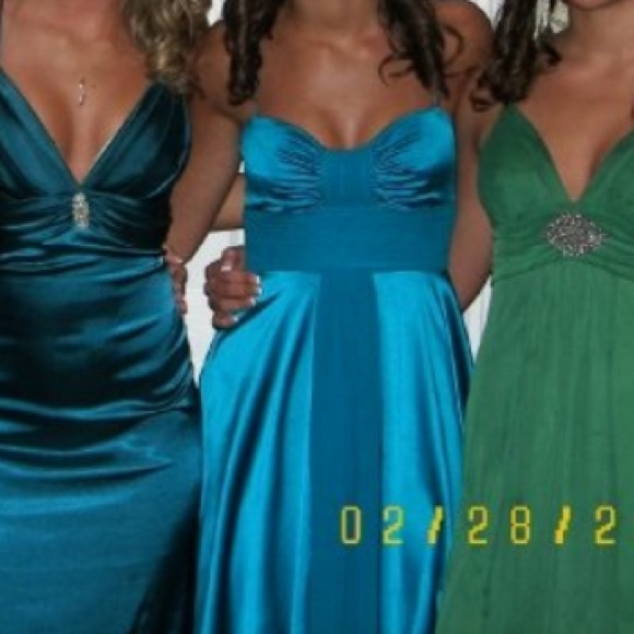 Cache Formal Dress - Picture 3 of 3