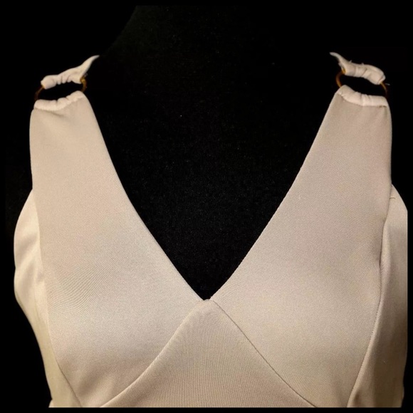 ‼️LAST CALL PRICE FIRM Open Back Peplum Dress - Picture 4 of 4