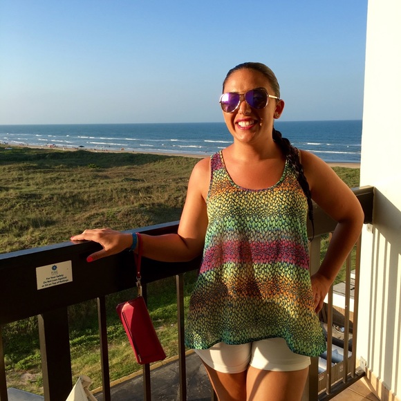 Meet your Posher, Angela - Picture 1 of 1