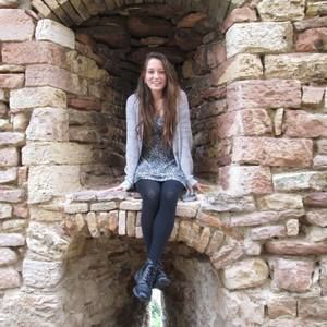 Meet your Posher, Kayla