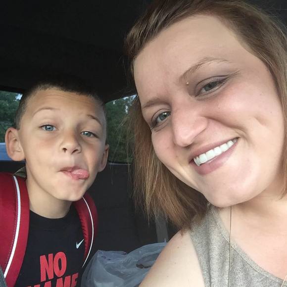 Meet your Posher, Danielle - Picture 1 of 1