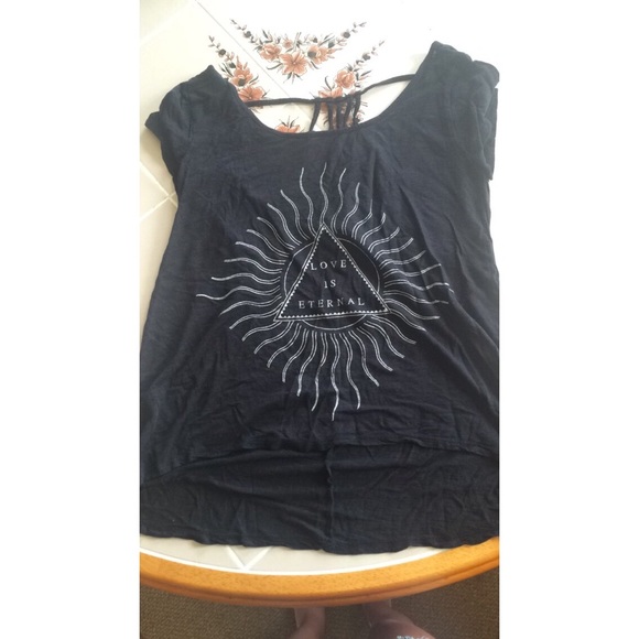 CLOSET CLOSING Black shirt bundle - Picture 2 of 4