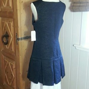 Super cute little black dress