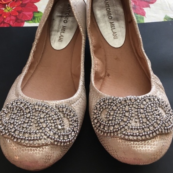 Antonio Melani flats