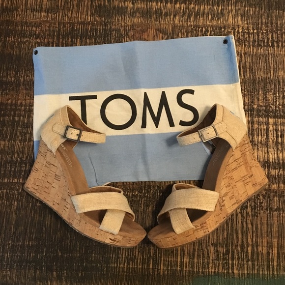 Brand new toms wedges