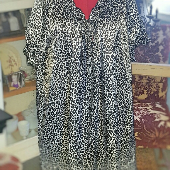 ⓟⓛⓤⓢSatin Chemise