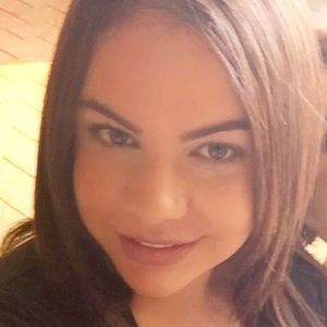 Meet your Posher, Yemmi