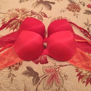 2 Aerie Jacklyn Pushup Bras