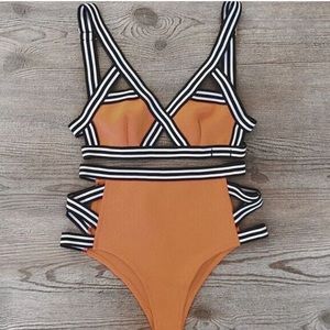 NWOT Two piece high wasted bikini