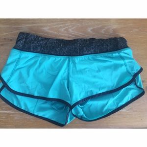 Lululemon speed short - teal w/black accent - sz 6