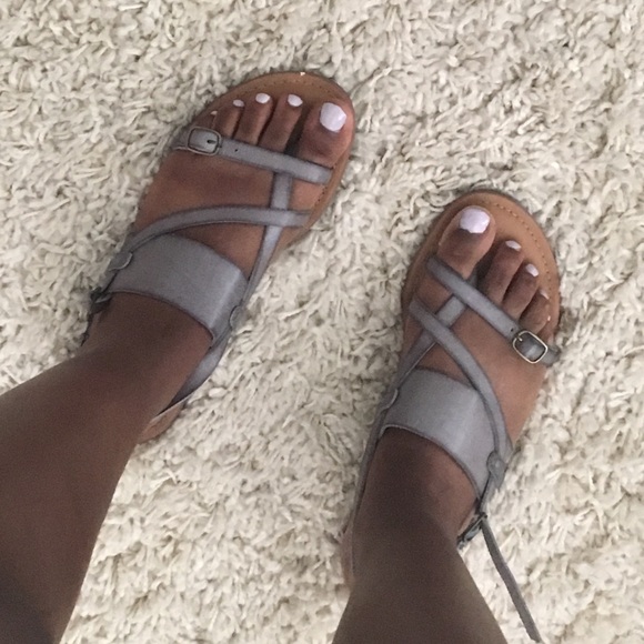 Sandals - Picture 2 of 3