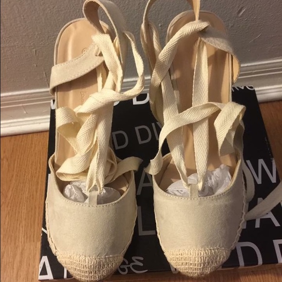 Cute platform Espadrille Wedges - Picture 3 of 4