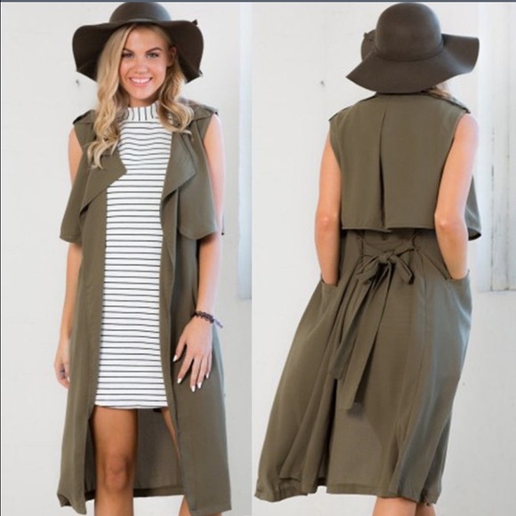 NWOT Army green utility jacket