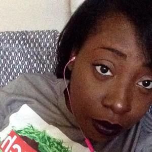 Meet your Posher, Kara