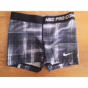 Nike pro 3" compression short - grey/black - small
