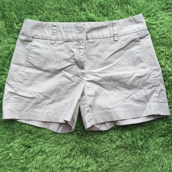 Daisy Fuentes Size 6 Shorts - USED