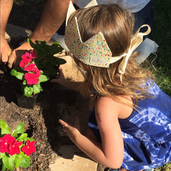 Meet your Posher, Jessica - Picture 1 of 1