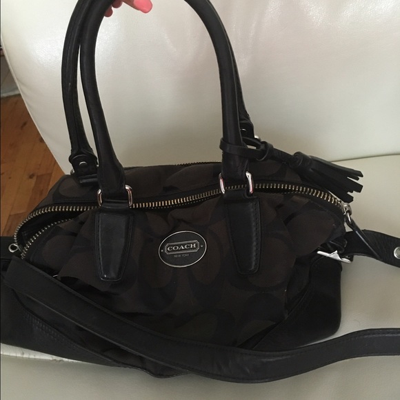 Elegant coach bag