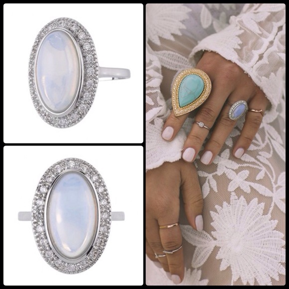 Samantha Wills Jewelry - SAMANTHA WILLS 🌙Fields of Gold Moonstone Ring NWT