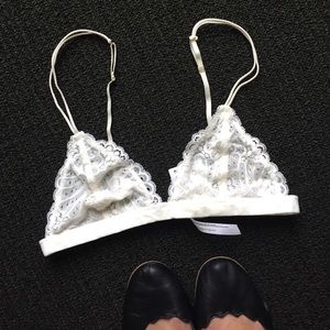 NWT urban outfitters cream lace bralette