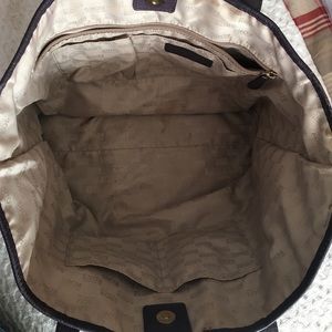 Michael Kors Bags - Michael Kors Purple Leather Tote Bag Michael Kors Bags - Michael Kors Purple Leather Tote Bag