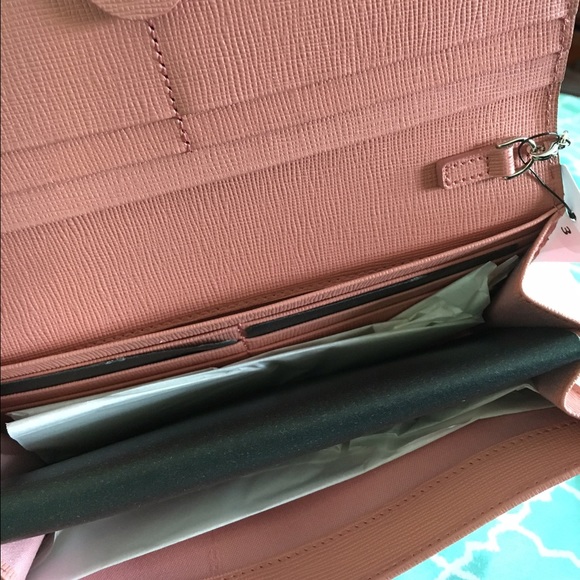 Fendi leather (Calf) Snap-fastening front flap - Picture 3 of 4