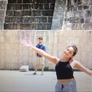 Meet your Posher, Daniela