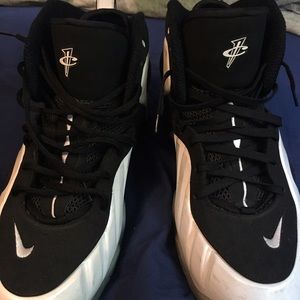 Men's Nike AirPosits