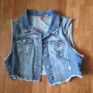 Jean Vest