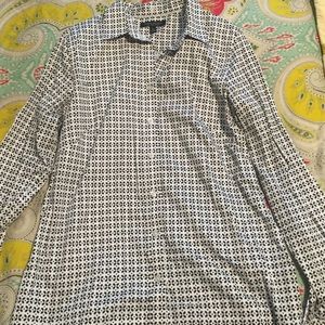 Banana Republic Black and White Fitted Button Down