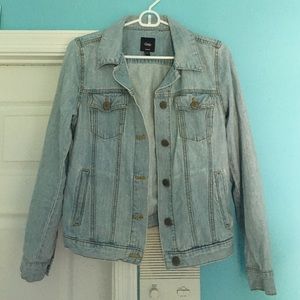 Gap light wash denim jacket