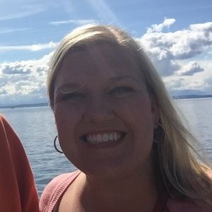 Meet your Posher, Marie