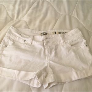 NWOT White shorts