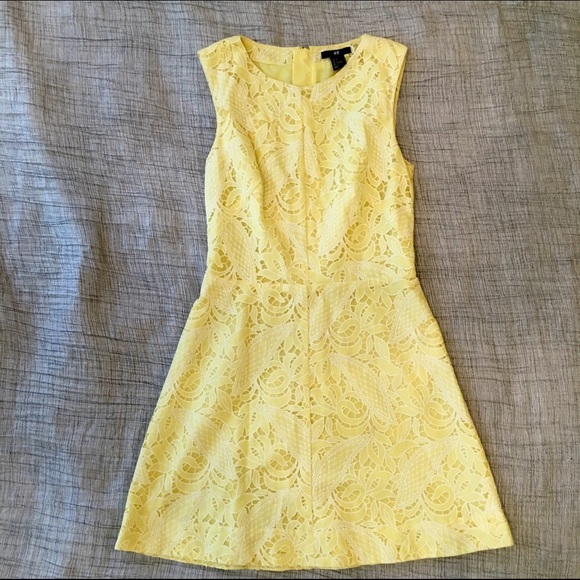 ADORABLE yellow sundress