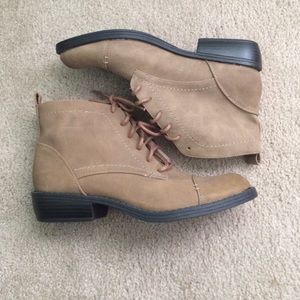 Sam & Libby Ankle Boots