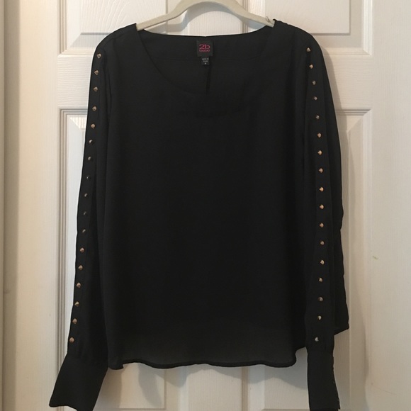 ✨Bebe Cute Black Blouse✨