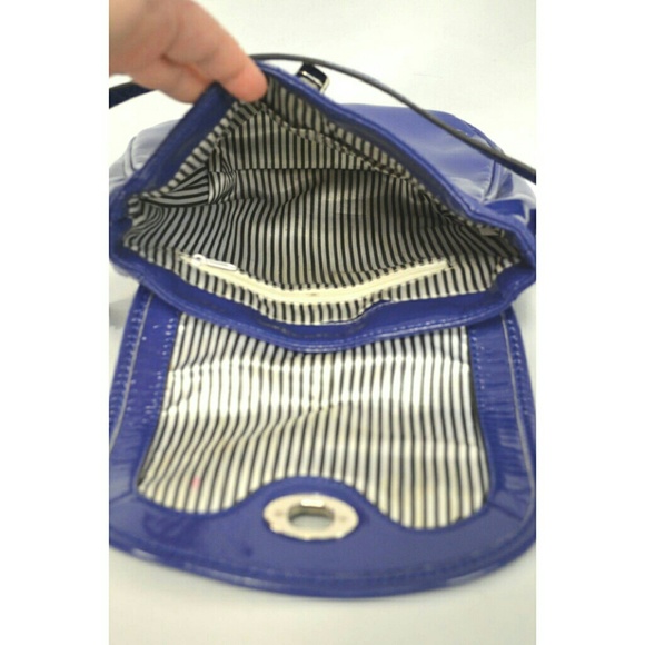 Electric Blue Faux Patent Shoulder / Crossbody Bag - Picture 4 of 4